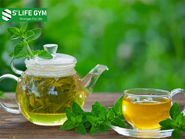 Thói quen buổi sáng giúp giảm cân: Uống trà xanh