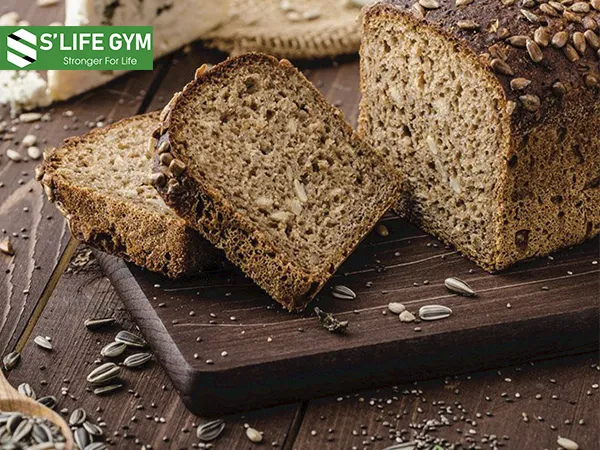 Bánh mì và ngũ cốc