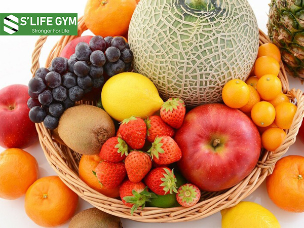 Để phòng ngừa ung thư nên ăn nhiều hoa quả, rau xanh, các thực phẩm chứa nhiều chất xơ