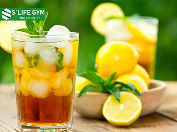 Chanh giúp làm sạch cơ thể bằng cách loại bỏ độc tố