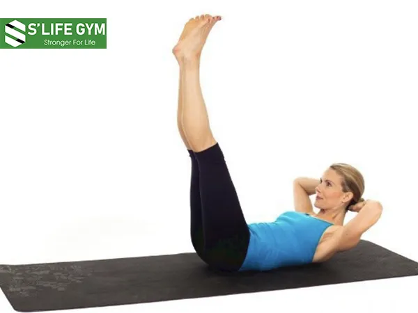 Bài tập bụng cho nữ tại nhà: Hạ chân chậm (Slow Mo Leg Lowers)