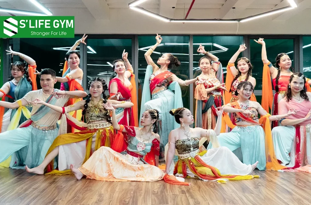 Múa cổ trang không chỉ là môn tập giải trí mà còn là một bộ môn nghệ thuật được nhiều người yêu thích