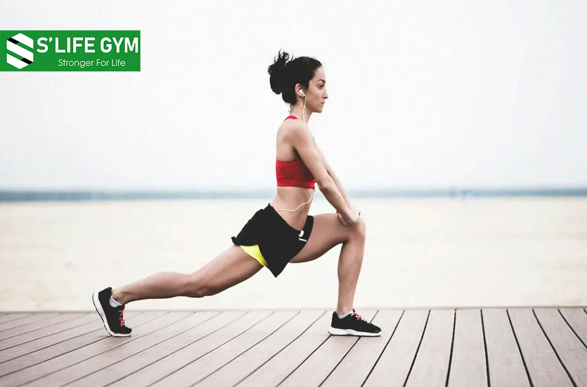 Bắt Đầu Ngày Mới Với 4 Động Tác Kéo Giãn