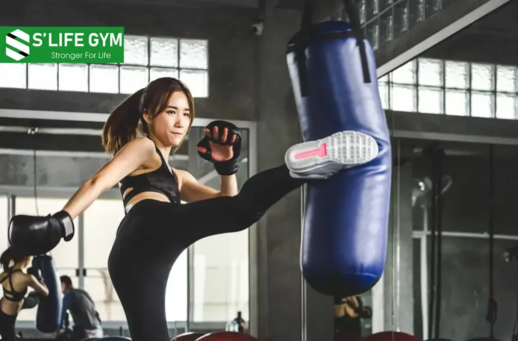 Phụ Nữ Sau Sinh Tập Kickfit Mang Lại Lợi Ích Gì Cho Cơ Thể?