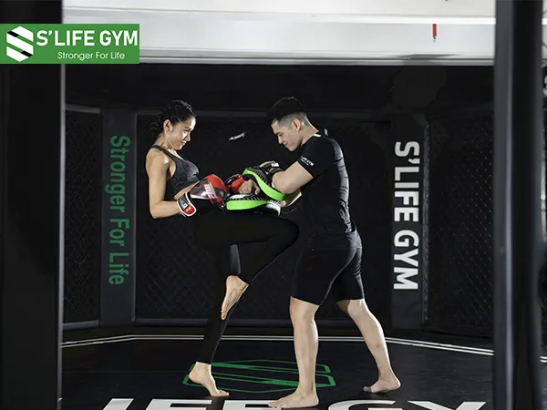 Kickfit rèn luyện phản xạ tự vệ