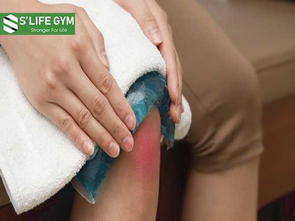 Massage đá giúp giảm đau chấn thương