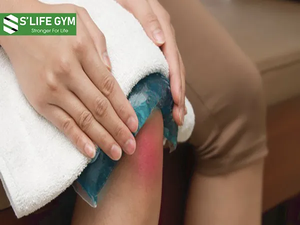 Massage đá giúp giảm đau chấn thương
