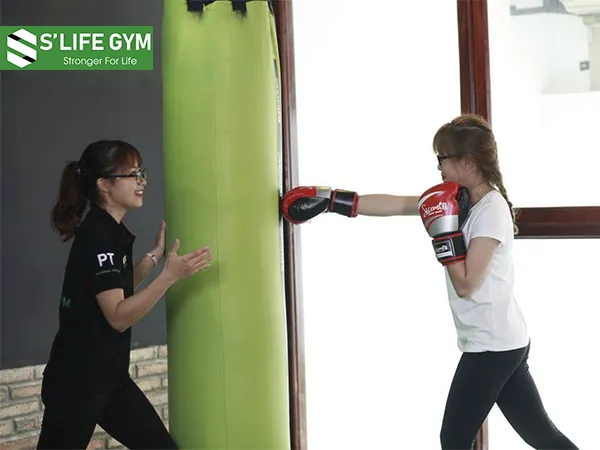 Boxing - một trong các bộ môn KickFit quen thuộc
