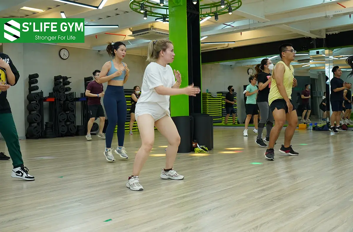 Nên Lựa Chọn Các Bài Tập Body Combat Hay Bài Tập Body Jam?