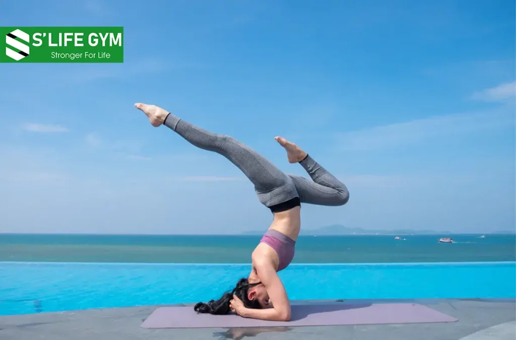 Tập Headstand Như Thế Nào Để Ngủ Ngon