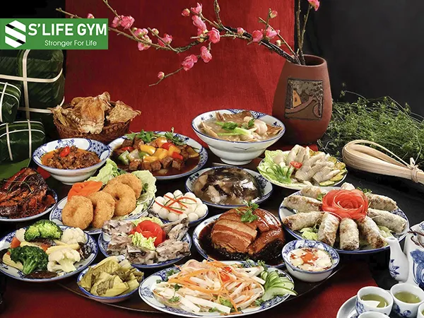 Ăn uống thả ga cũng là nguyên nhân khiến bắp đùi to