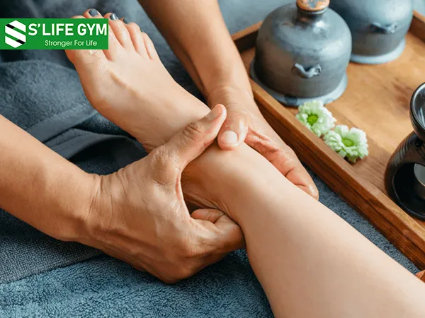 Xoa bóp chân là một cách hữu hiệu nhất