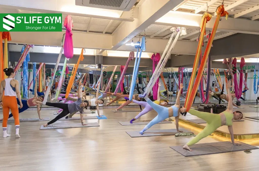 Bật Mí 4 Lợi Ích Tuyệt Vời Của Yoga Trên Dây Đối Với Trẻ Em