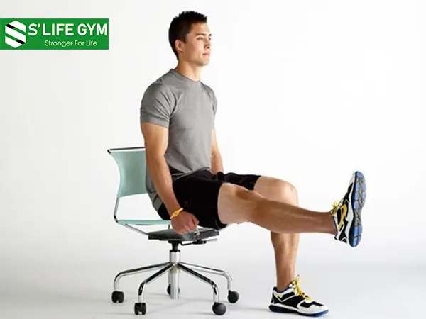 Bài tập đùi thon gọn với động tác Squat