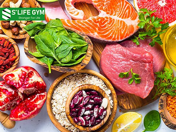 Ngoài việc chăm chỉ thực hiện đều đặn các bài tập, gymer cần bổ sung các chất dinh dưỡng tốt cho cơ bắp