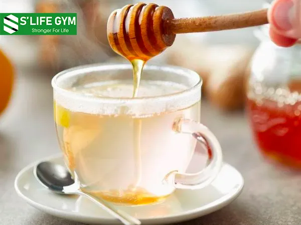 Cách tăng cân bằng mật ong và nước ấm đơn giản