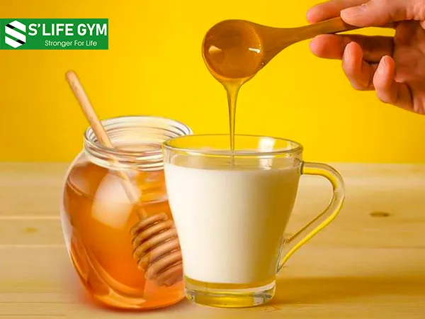 Thử tăng cân bằng tăng cân bằng mật ong và sữa chua
