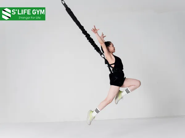 loi-ich-tuyet-voi-khi-tham-gia-lop-bungee-o-hcm-4