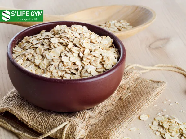 Nguồn carb trong yến mạch rất tốt cho tăng cơ